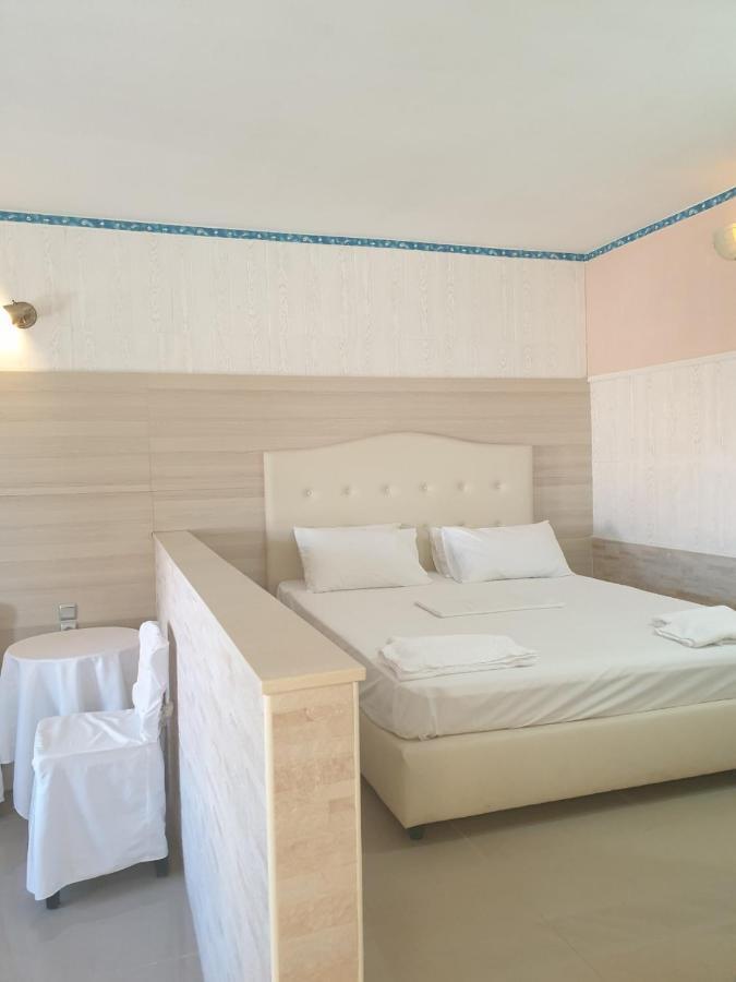 Room Amariliz 헐소니소스 외부 사진